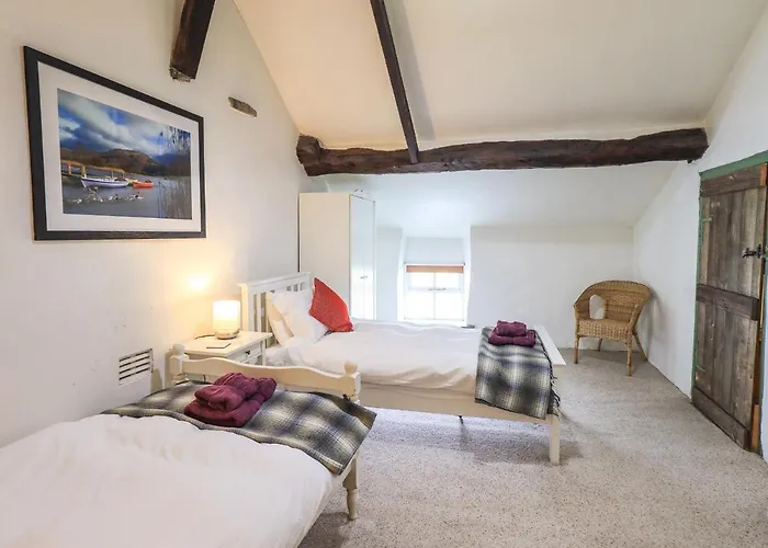 Blease Garth * Threlkeld