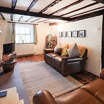 Nyaraló Blease Garth *